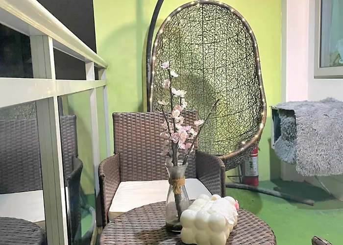 酒店 Anayah's Azure Staycation
