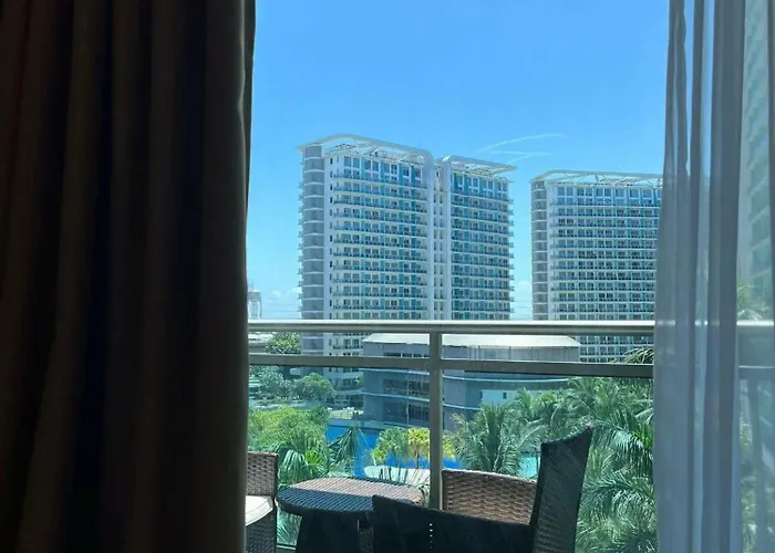 酒店 Anayah's Azure Staycation 4*